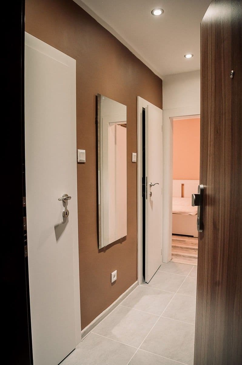 Pronájem bytu 1+1 38 m², Novohorská, Rača, Bratislavský kraj Pronájem bytu 1+1 38 m², Novohorská, Rača, Bratislavský kraj