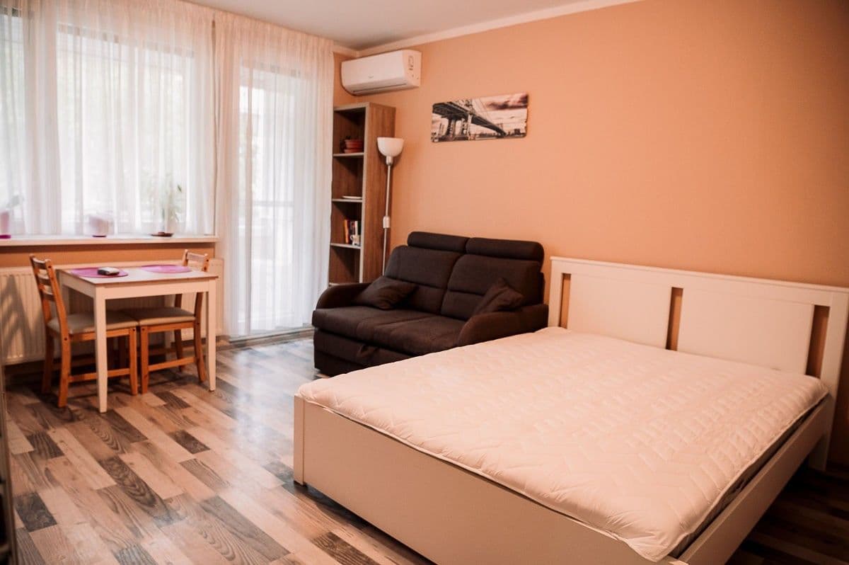 Pronájem bytu 1+1 38 m², Novohorská, Rača, Bratislavský kraj Pronájem bytu 1+1 38 m², Novohorská, Rača, Bratislavský kraj