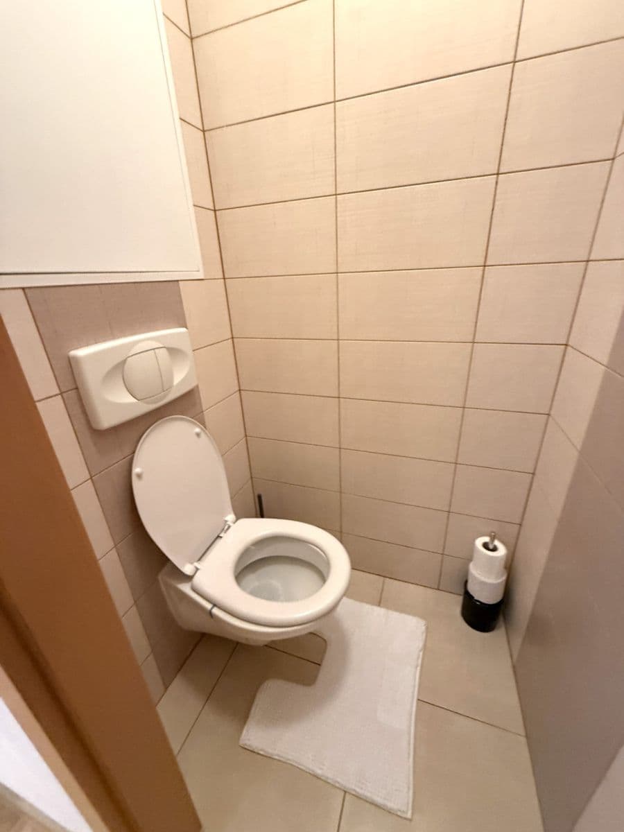 Prodej bytu 2+1 67 m², sídliště 9. května, Nejdek, Karlovarský kraj Prodej bytu 2+1 67 m², sídliště 9. května, Nejdek, Karlovarský kraj