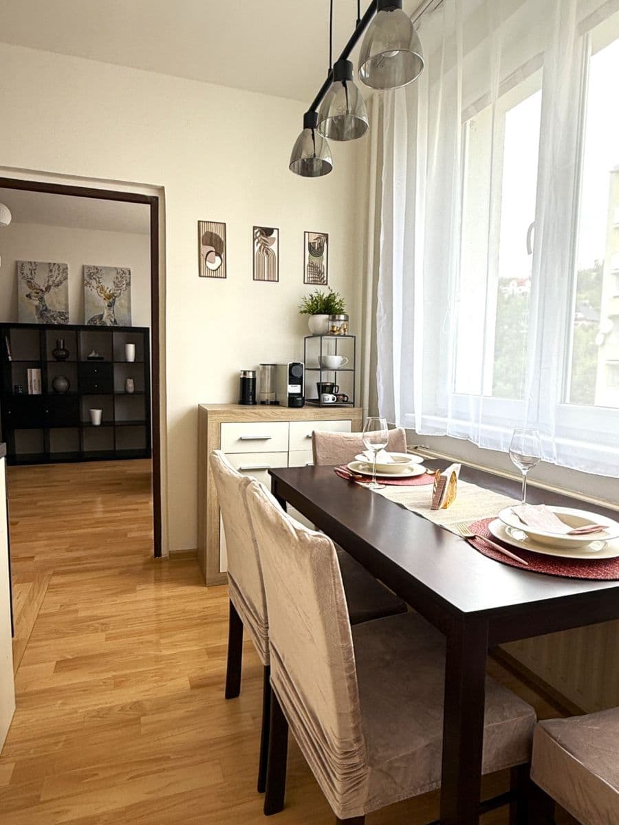 Prodej bytu 2+1 67 m², sídliště 9. května, Nejdek, Karlovarský kraj Prodej bytu 2+1 67 m², sídliště 9. května, Nejdek, Karlovarský kraj