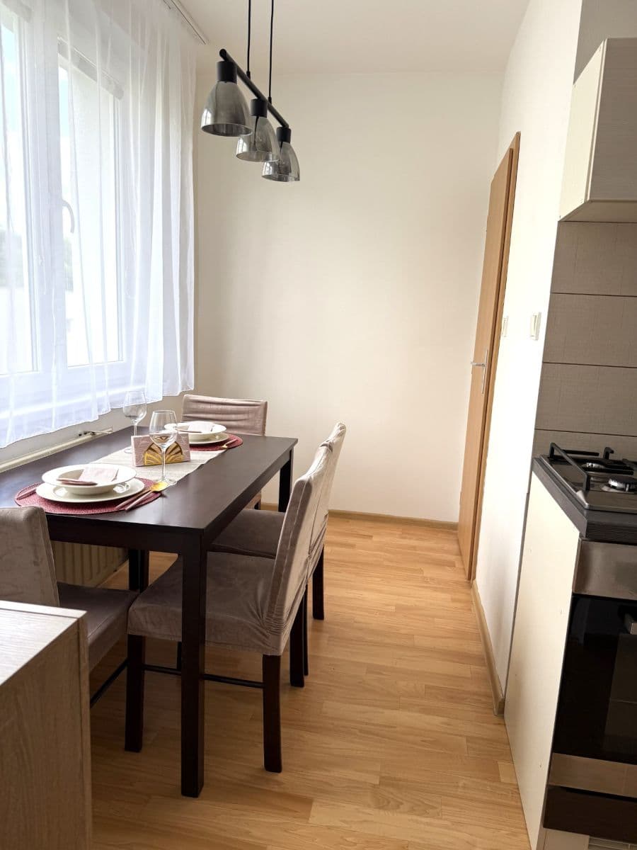 Prodej bytu 2+1 67 m², sídliště 9. května, Nejdek, Karlovarský kraj Prodej bytu 2+1 67 m², sídliště 9. května, Nejdek, Karlovarský kraj