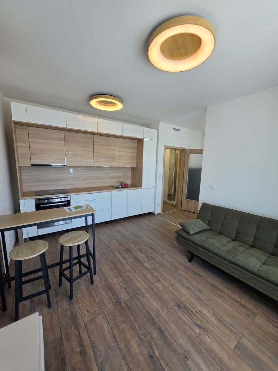 Pronájem bytu 1+kk 32 m², Arnošta Staňka, Praha, Praha Pronájem bytu 1+kk 32 m², Arnošta Staňka, Praha, Praha