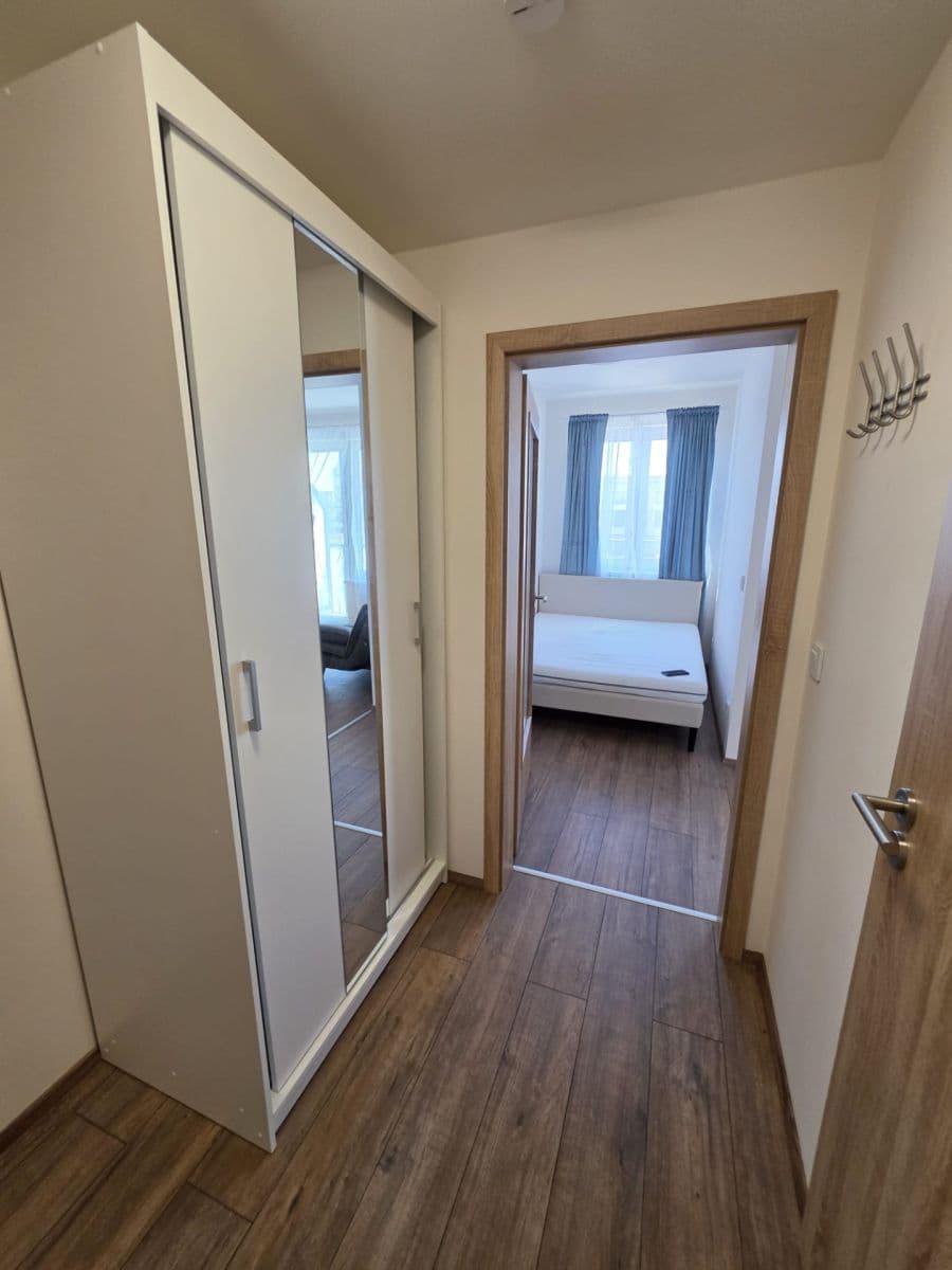 Pronájem bytu 1+kk 32 m², Arnošta Staňka, Praha, Praha Pronájem bytu 1+kk 32 m², Arnošta Staňka, Praha, Praha