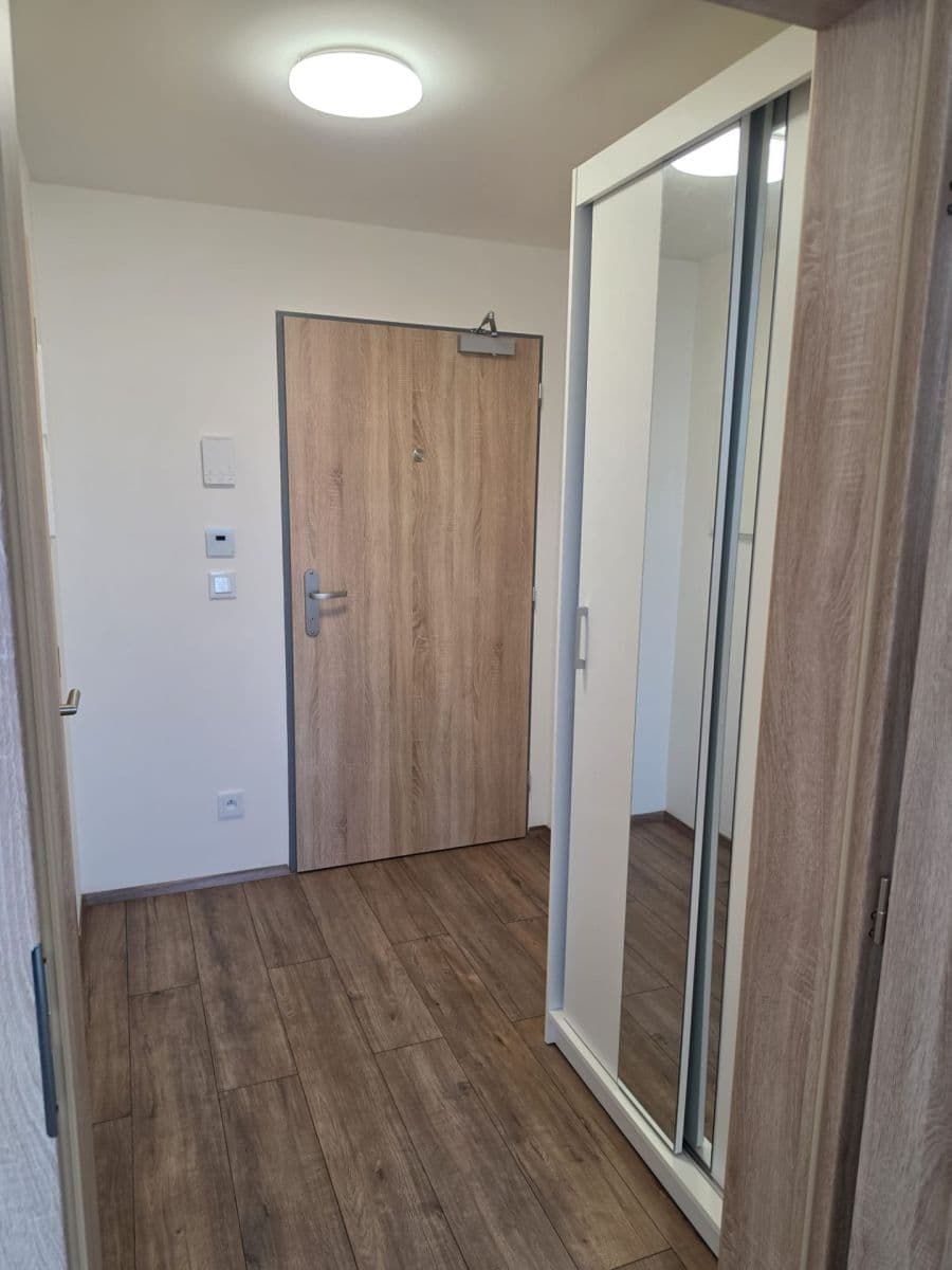 Pronájem bytu 1+kk 32 m², Arnošta Staňka, Praha, Praha Pronájem bytu 1+kk 32 m², Arnošta Staňka, Praha, Praha