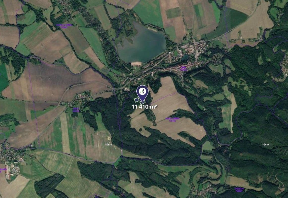 Prodej pozemku 11.410 m², Úštěk, Ústecký kraj Prodej pozemku 11.410 m², Úštěk, Ústecký kraj