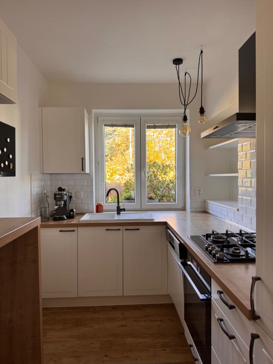 Prodej domu 110 m², pozemek 219 m², Brtnická, Jihlava, Kraj Vysočina Prodej domu 110 m², pozemek 219 m², Brtnická, Jihlava, Kraj Vysočina