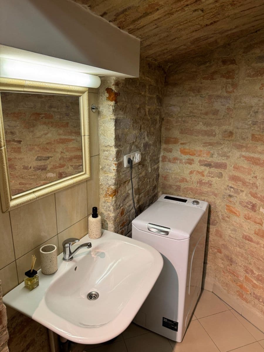 Pronájem bytu 2+kk 60 m², Skřivanova, Brno, Jihomoravský kraj Pronájem bytu 2+kk 60 m², Skřivanova, Brno, Jihomoravský kraj