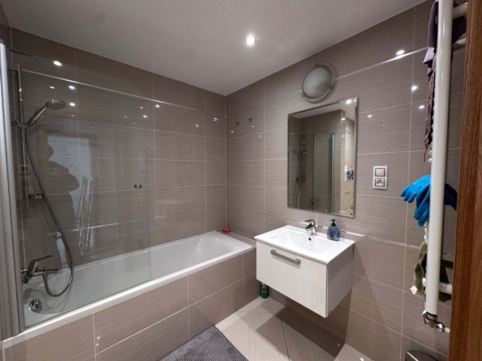 Pronájem bytu 2+kk 61 m², Olšanská, Praha, Praha Pronájem bytu 2+kk 61 m², Olšanská, Praha, Praha