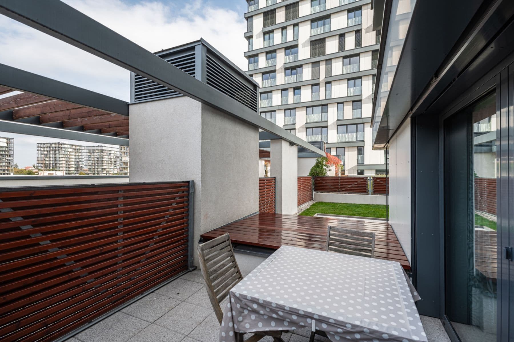 Pronájem bytu 2+kk 61 m², Olšanská, Praha, Praha Pronájem bytu 2+kk 61 m², Olšanská, Praha, Praha