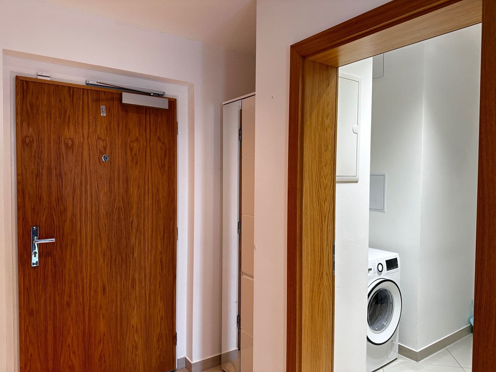 Pronájem bytu 2+kk 61 m², Olšanská, Praha, Praha Pronájem bytu 2+kk 61 m², Olšanská, Praha, Praha