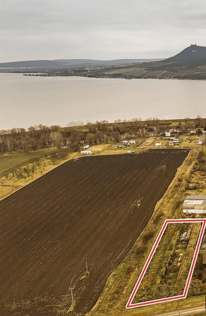 Prodej pozemku 2.465 m², Strachotín, Jihomoravský kraj Prodej pozemku 2.465 m², Strachotín, Jihomoravský kraj