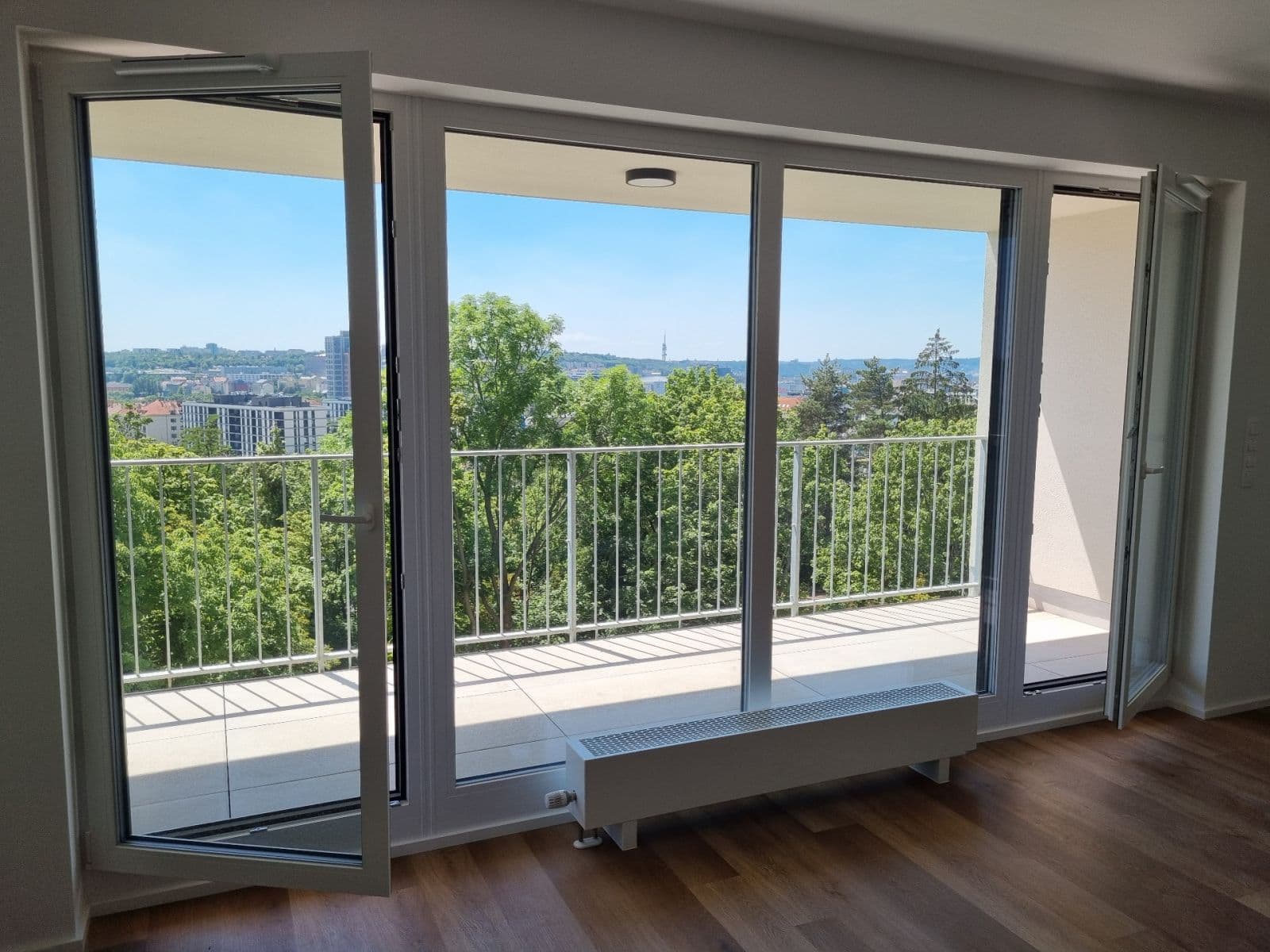 Pronájem bytu 2+kk 60 m², Pod Krocínkou, Praha, Praha Pronájem bytu 2+kk 60 m², Pod Krocínkou, Praha, Praha