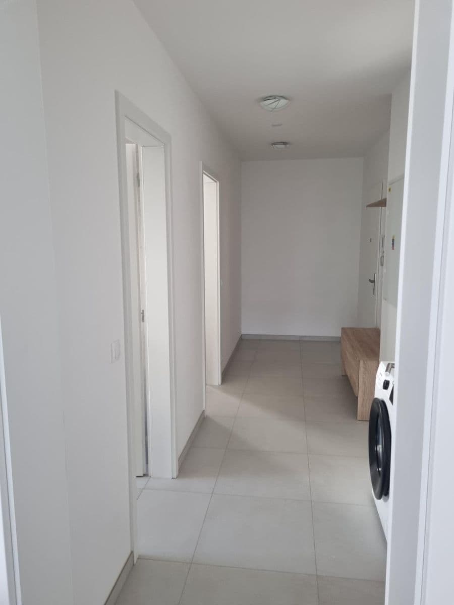 Pronájem bytu 2+kk 60 m², Pod Krocínkou, Praha, Praha Pronájem bytu 2+kk 60 m², Pod Krocínkou, Praha, Praha
