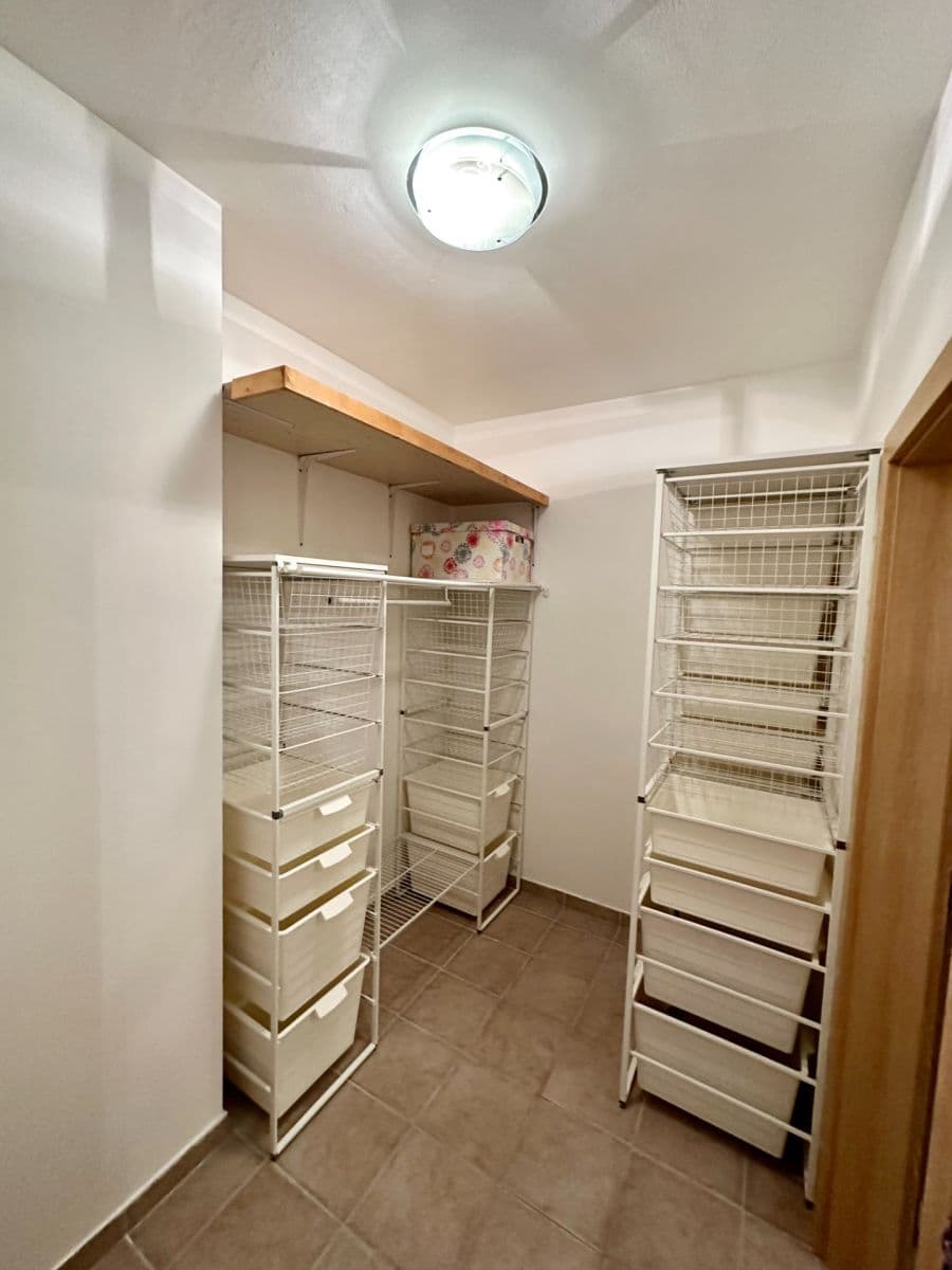 Pronájem bytu 2+kk 73 m², Panuškova, Praha, Praha Pronájem bytu 2+kk 73 m², Panuškova, Praha, Praha