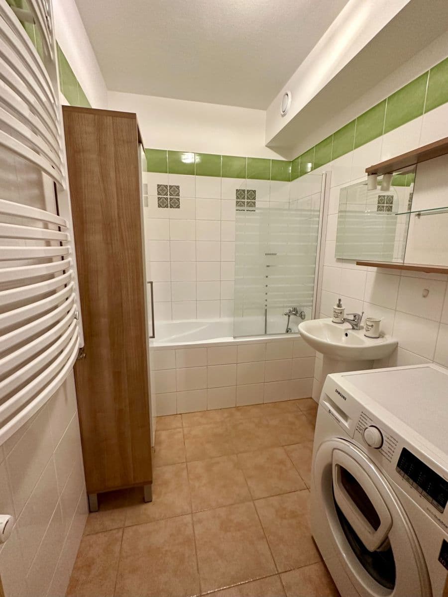 Pronájem bytu 2+kk 73 m², Panuškova, Praha, Praha Pronájem bytu 2+kk 73 m², Panuškova, Praha, Praha
