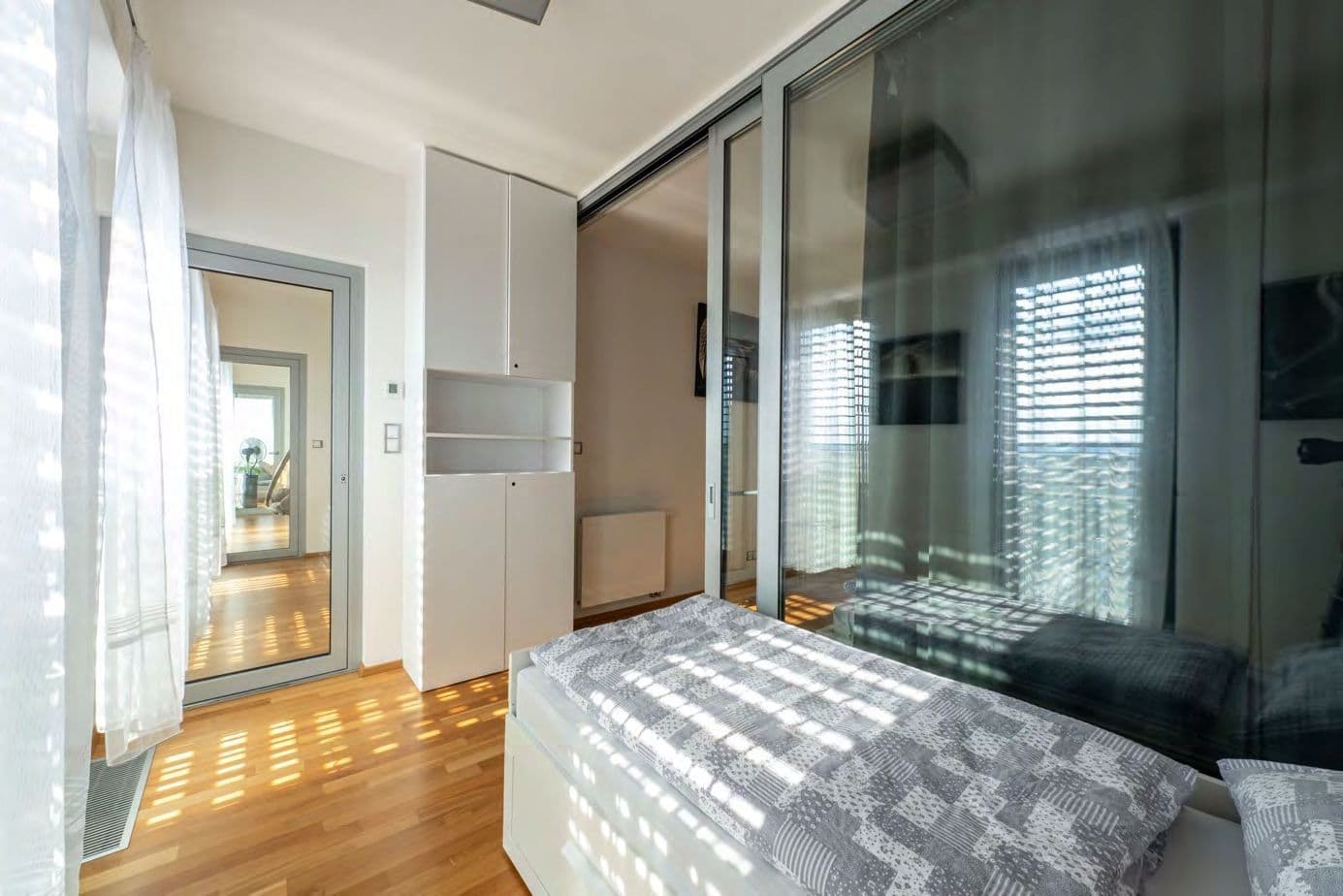 Pronájem bytu 4+kk 132 m², Olšanská, Praha, Praha Pronájem bytu 4+kk 132 m², Olšanská, Praha, Praha