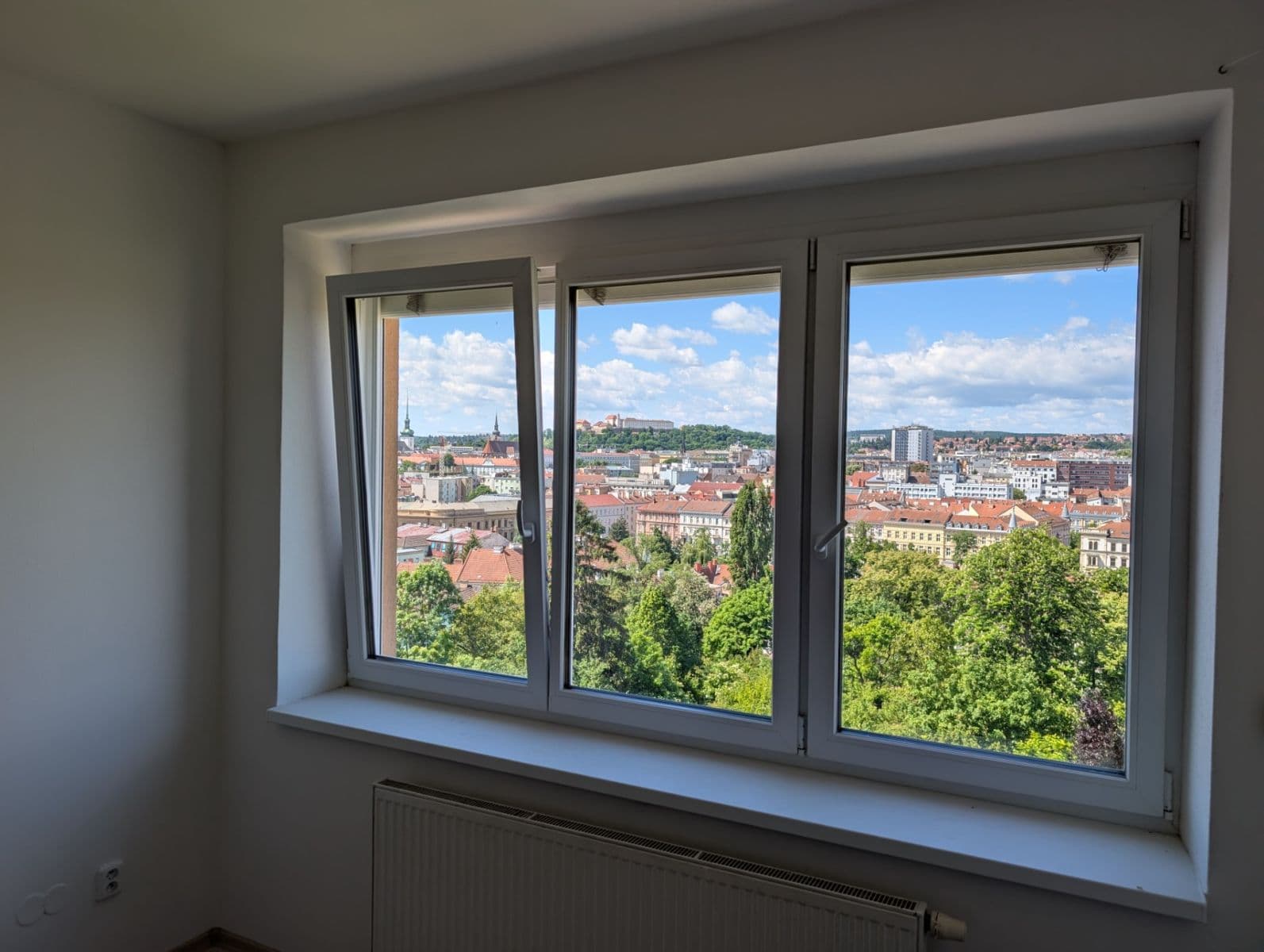Pronájem bytu 2+kk 62 m², Kunzova, Brno, Jihomoravský kraj Pronájem bytu 2+kk 62 m², Kunzova, Brno, Jihomoravský kraj