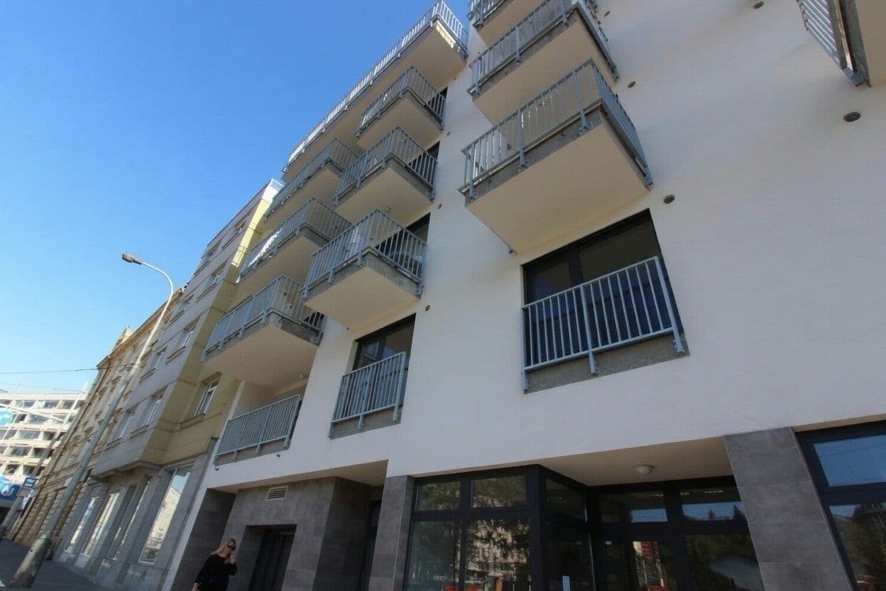 Pronájem bytu 1+kk 36 m², Plzeňská, Praha, Praha Pronájem bytu 1+kk 36 m², Plzeňská, Praha, Praha