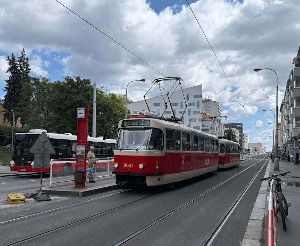 Pronájem bytu 1+kk 36 m², Plzeňská, Praha, Praha Pronájem bytu 1+kk 36 m², Plzeňská, Praha, Praha