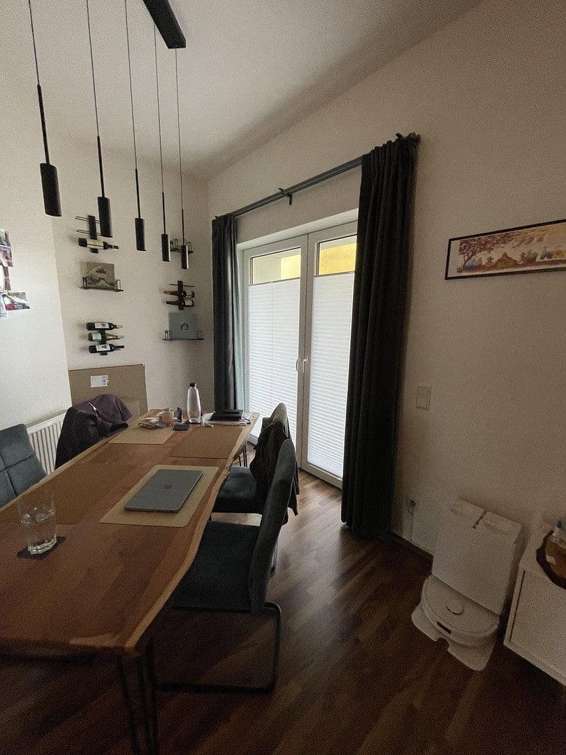 Pronájem bytu 2+1 63 m², Almastr. 11, Essen, Severní Porýní-Vestfálsko Pronájem bytu 2+1 63 m², Almastr. 11, Essen, Severní Porýní-Vestfálsko