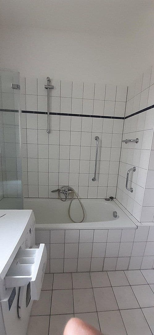 Pronájem bytu 3+1 58 m², Hohenzollernstr.5, Duissern, Severní Porýní-Vestfálsko Pronájem bytu 3+1 58 m², Hohenzollernstr.5, Duissern, Severní Porýní-Vestfálsko