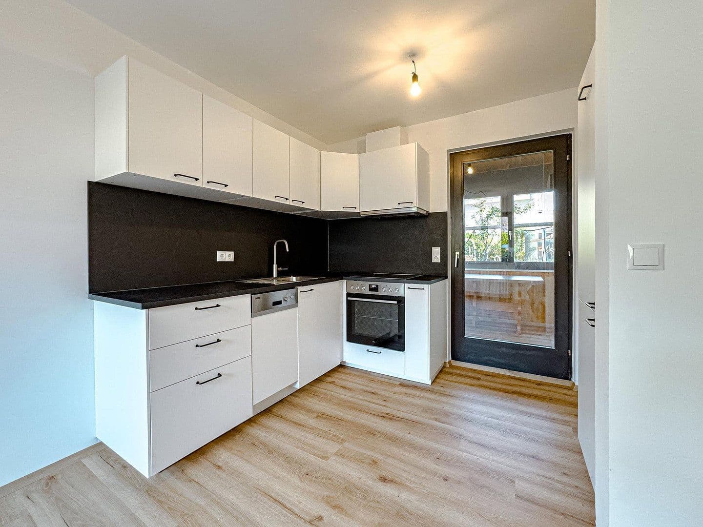 Pronájem bytu 2+1 48 m², Herrengutgasse 1, Lauterach, Vorarlbersko Pronájem bytu 2+1 48 m², Herrengutgasse 1, Lauterach, Vorarlbersko