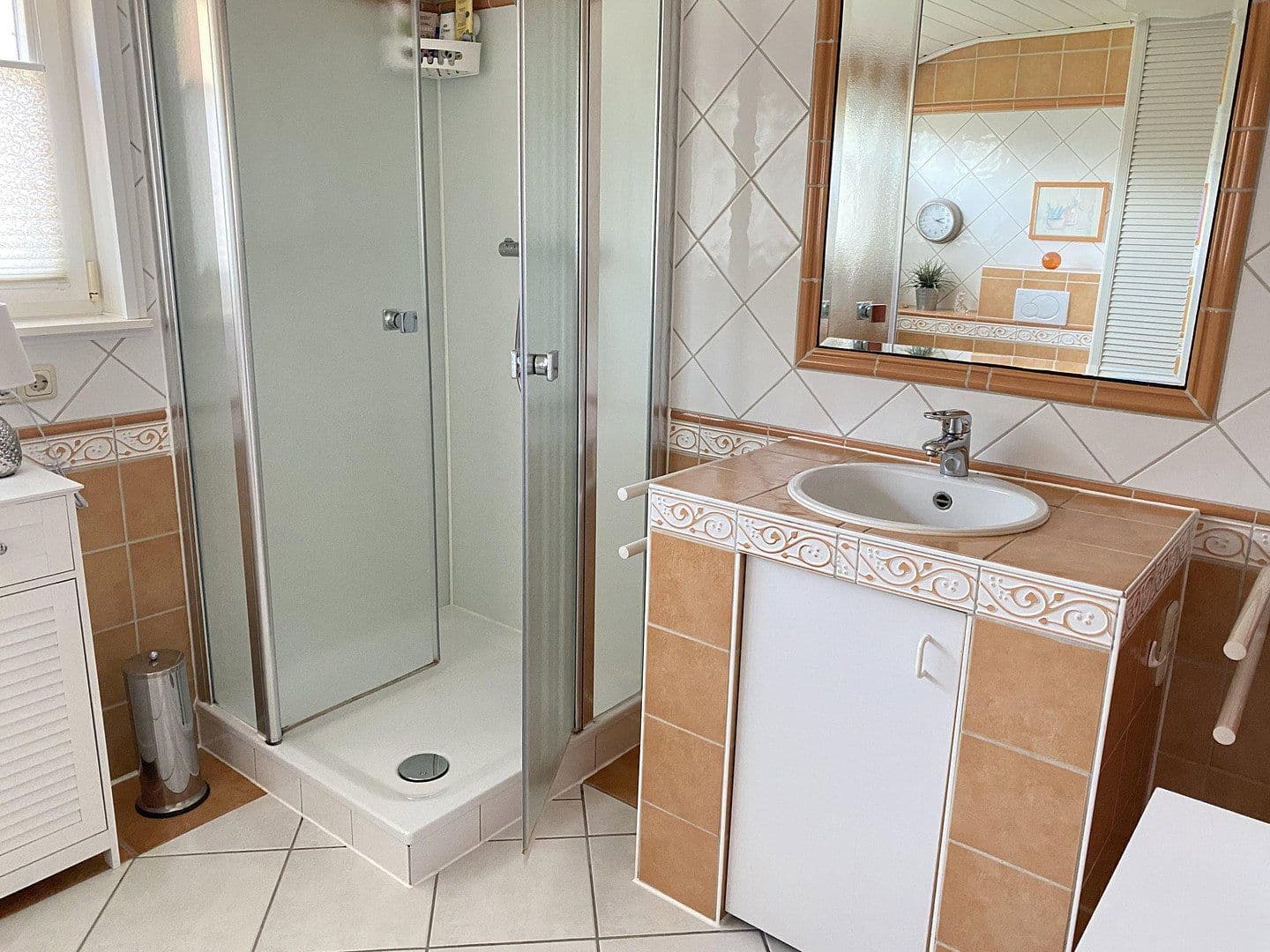 Prodej domu 127 m², pozemek 1.122 m², Ganderkesee, Dolní Sasko Prodej domu 127 m², pozemek 1.122 m², Ganderkesee, Dolní Sasko