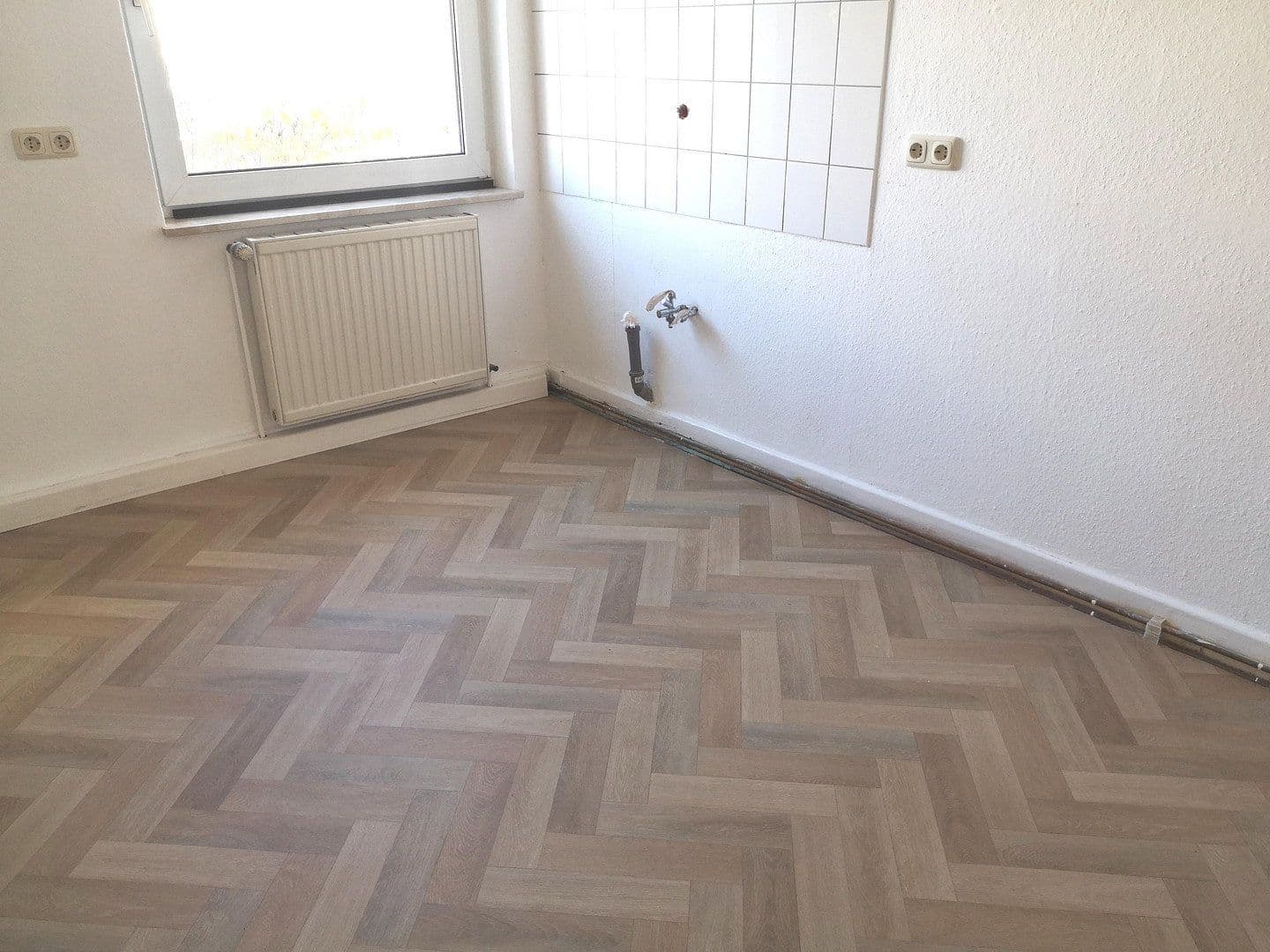Pronájem bytu 3+1 65 m², Pfalzstraße 00, Bad Kreuznach, Porýní-Falc Pronájem bytu 3+1 65 m², Pfalzstraße 00, Bad Kreuznach, Porýní-Falc