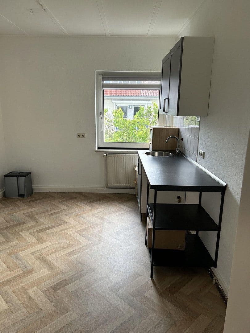 Pronájem bytu 3+1 65 m², Pfalzstraße 00, Bad Kreuznach, Porýní-Falc Pronájem bytu 3+1 65 m², Pfalzstraße 00, Bad Kreuznach, Porýní-Falc