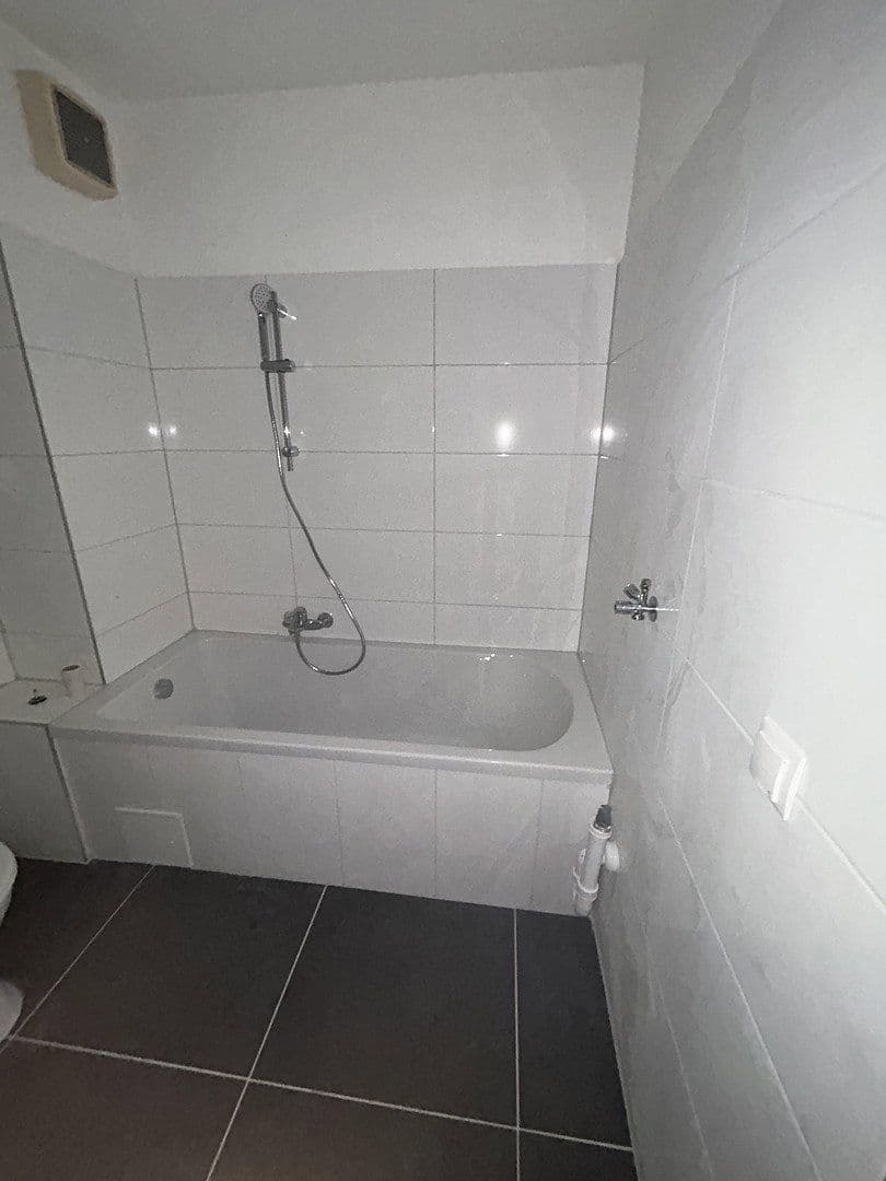 Pronájem bytu 2+1 61 m², In der Atzing 11, Eisenberg (Pfalz), Porýní-Falc Pronájem bytu 2+1 61 m², In der Atzing 11, Eisenberg (Pfalz), Porýní-Falc