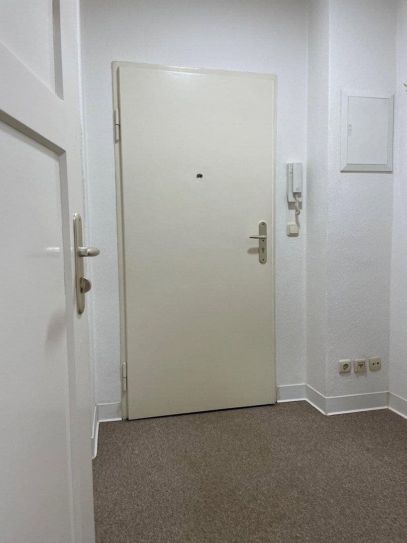 Prodej bytu 2+1 40 m², Reusaer Straße 21, Plauen, Sasko Prodej bytu 2+1 40 m², Reusaer Straße 21, Plauen, Sasko