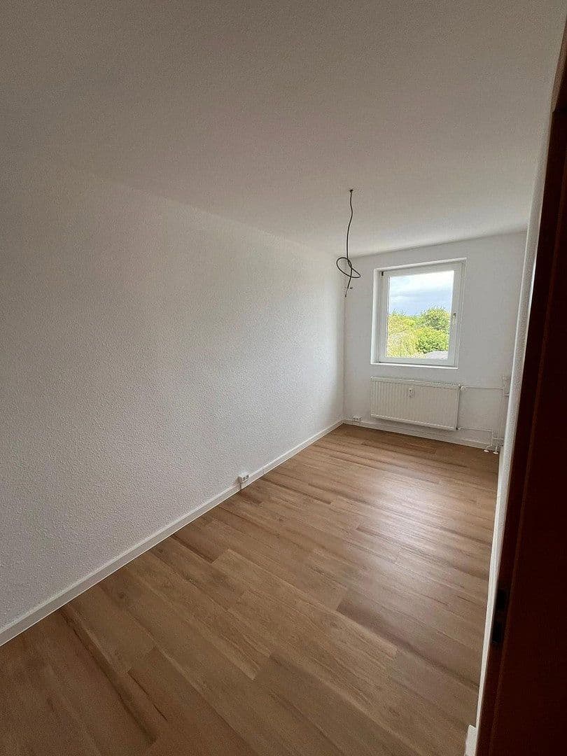 Pronájem bytu 3+1 56 m², Straße der Jugend 16, Bad Kleinen, Mecklenburg-Vorpommern Pronájem bytu 3+1 56 m², Straße der Jugend 16, Bad Kleinen, Mecklenburg-Vorpommern
