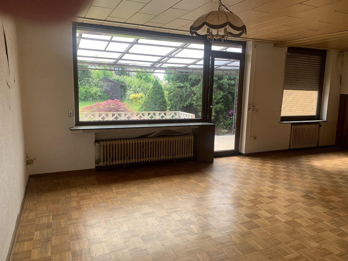 Prodej domu 144 m², pozemek 529 m², Dormagen, Severní Porýní-Vestfálsko Prodej domu 144 m², pozemek 529 m², Dormagen, Severní Porýní-Vestfálsko