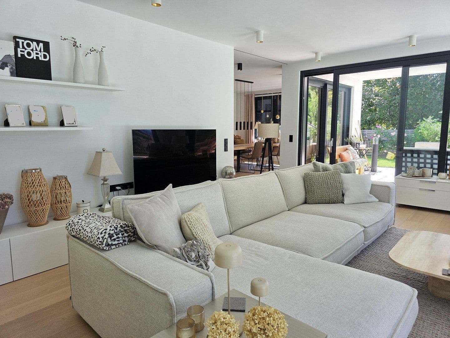 Prodej domu 202 m², pozemek 1.050 m², Wallerstein, Bavorsko Prodej domu 202 m², pozemek 1.050 m², Wallerstein, Bavorsko