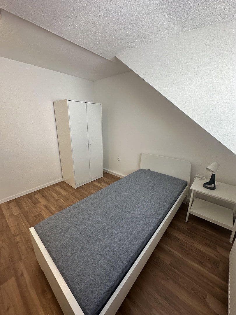 Pronájem bytu 3+1 54 m², Regensburgerstrasse 66a, Amberg, Bavorsko Pronájem bytu 3+1 54 m², Regensburgerstrasse 66a, Amberg, Bavorsko