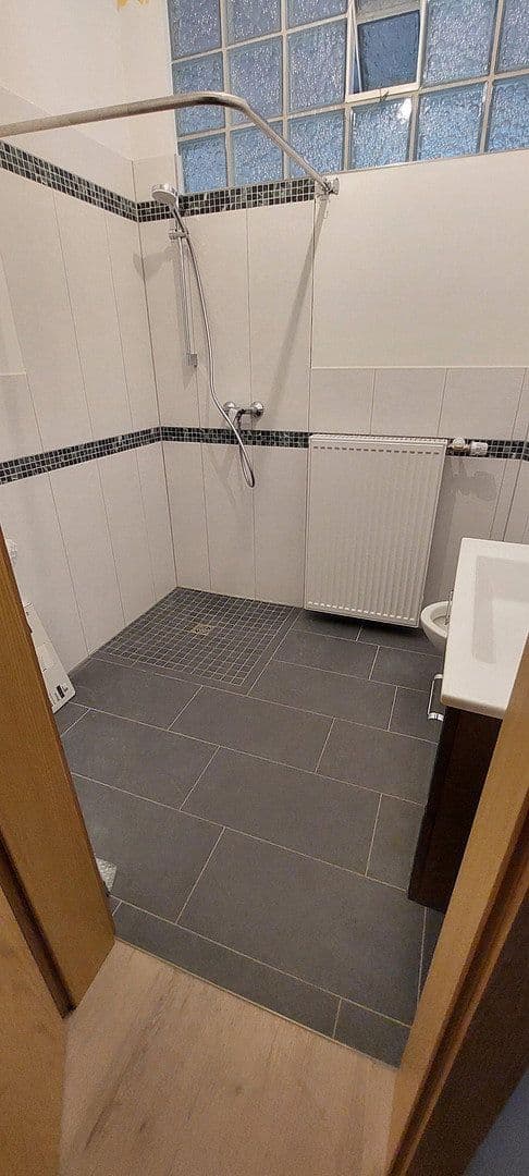 Pronájem bytu 2+1 60 m², Osann-Monzel, Porýní-Falc Pronájem bytu 2+1 60 m², Osann-Monzel, Porýní-Falc