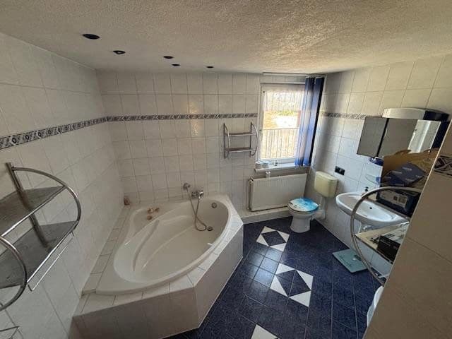 Prodej domu 187 m², pozemek 740 m², Bergstraße 6, Wurzen, Sasko Prodej domu 187 m², pozemek 740 m², Bergstraße 6, Wurzen, Sasko