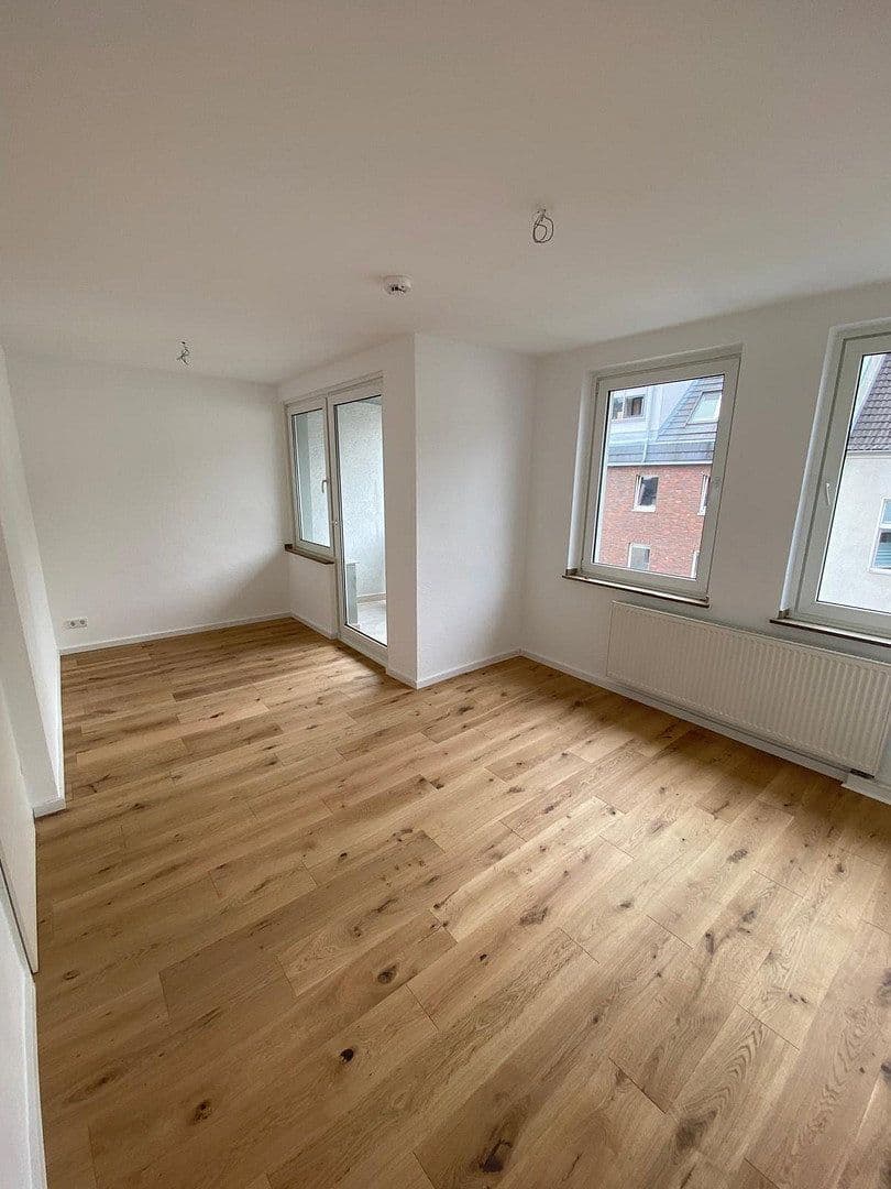 Pronájem bytu 1+1 74 m², Köln, Severní Porýní-Vestfálsko Pronájem bytu 1+1 74 m², Köln, Severní Porýní-Vestfálsko