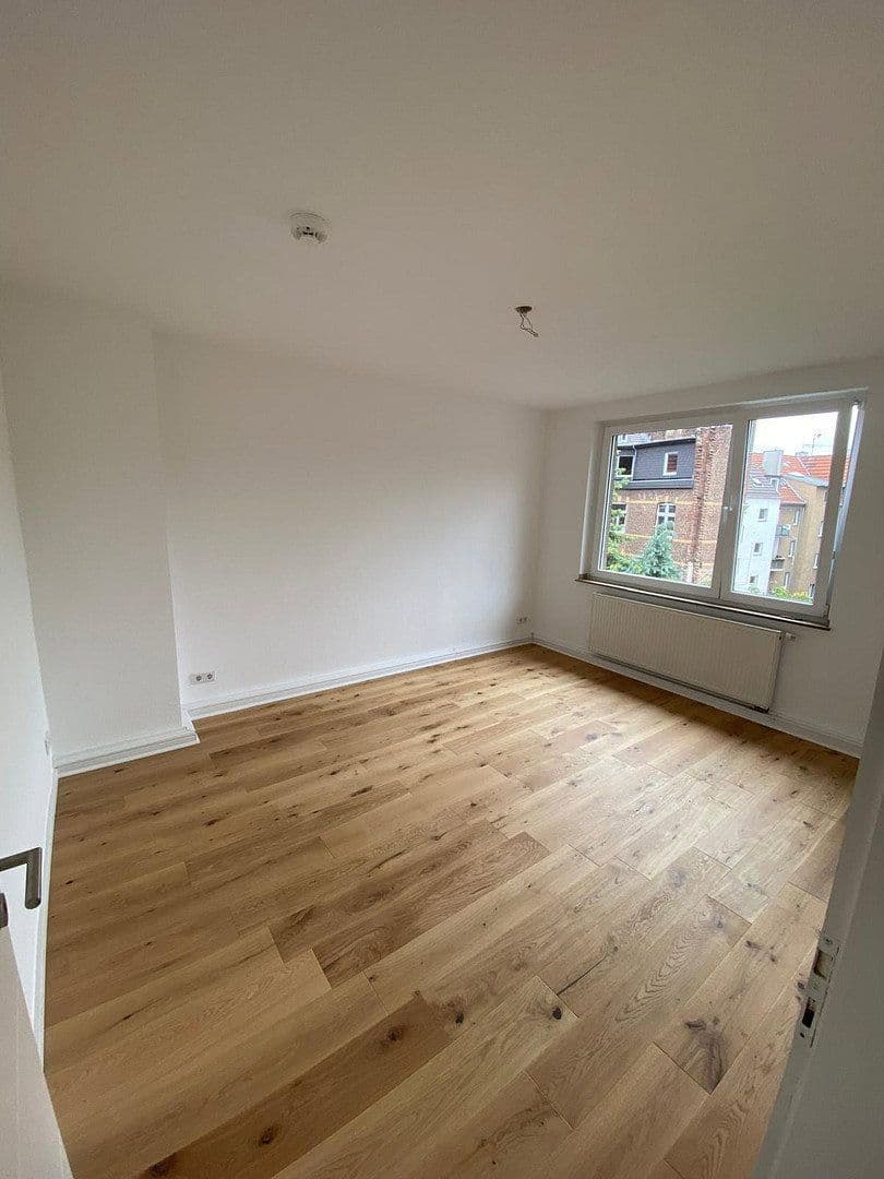 Pronájem bytu 1+1 74 m², Köln, Severní Porýní-Vestfálsko Pronájem bytu 1+1 74 m², Köln, Severní Porýní-Vestfálsko
