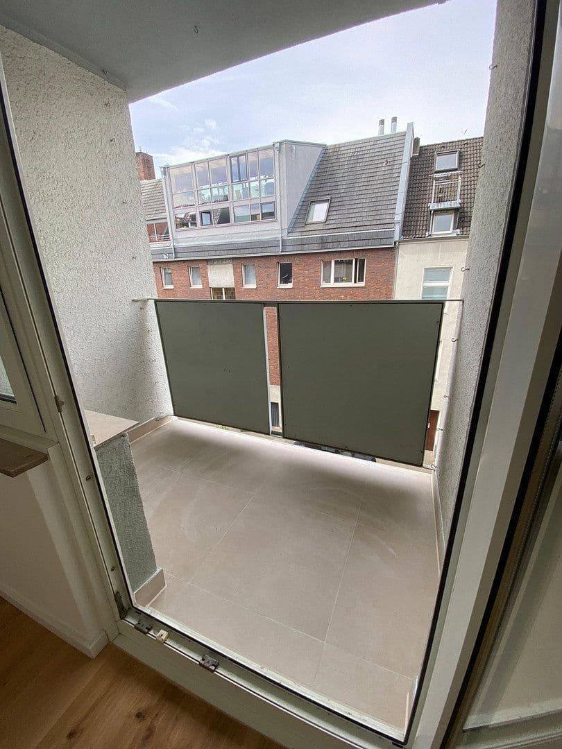 Pronájem bytu 1+1 74 m², Köln, Severní Porýní-Vestfálsko Pronájem bytu 1+1 74 m², Köln, Severní Porýní-Vestfálsko