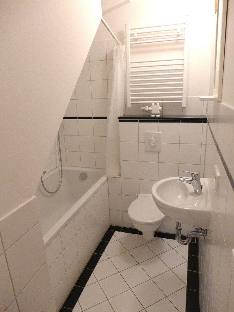 Pronájem bytu 3+1 72 m², Schweppermannstr.0, Nürnberg, Bavorsko Pronájem bytu 3+1 72 m², Schweppermannstr.0, Nürnberg, Bavorsko
