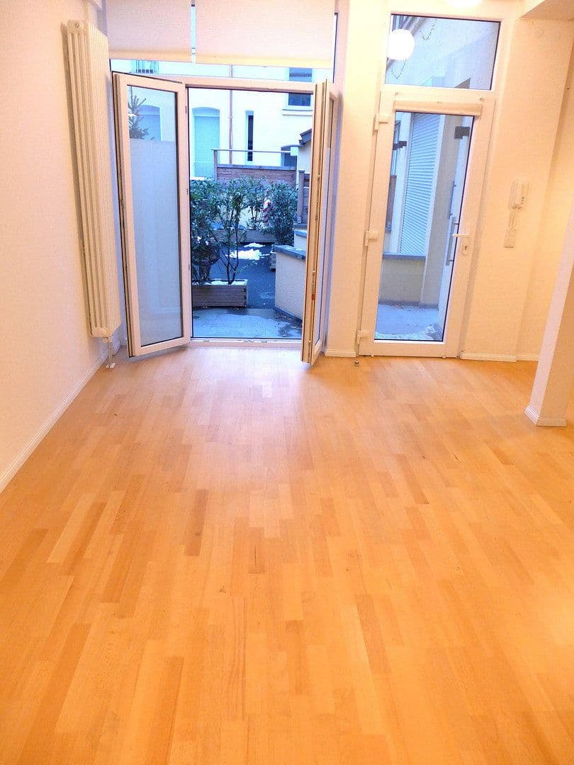 Pronájem bytu 3+1 72 m², Schweppermannstr.0, Nürnberg, Bavorsko Pronájem bytu 3+1 72 m², Schweppermannstr.0, Nürnberg, Bavorsko