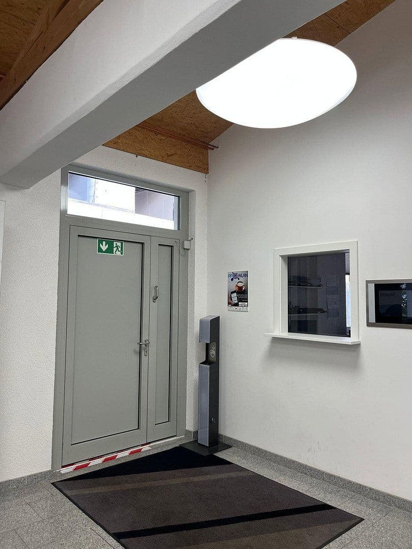 Pronájem kanceláře 360 m², Hohenzollernstr. 111, Pforzheim, Bádensko-Württembersko Pronájem kanceláře 360 m², Hohenzollernstr. 111, Pforzheim, Bádensko-Württembersko