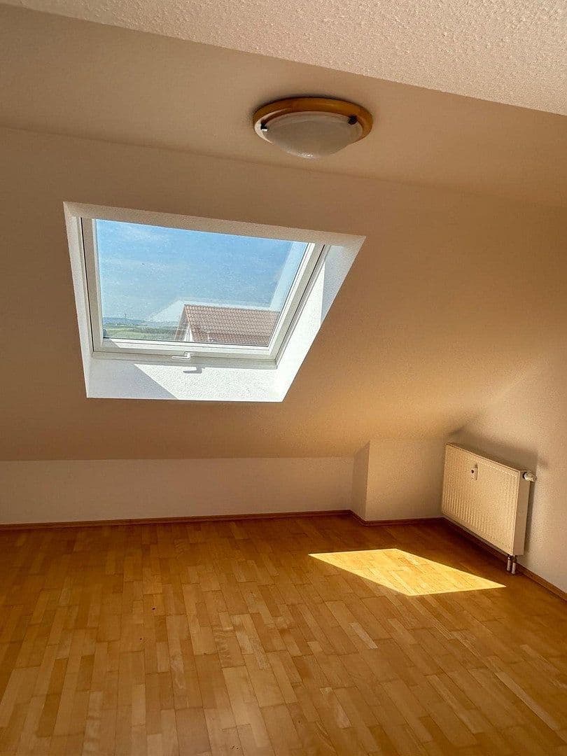 Prodej bytu 4+kk 90 m², Clara-Schumann-Straße 34, Schwieberdingen, Bádensko-Württembersko Prodej bytu 4+kk 90 m², Clara-Schumann-Straße 34, Schwieberdingen, Bádensko-Württembersko