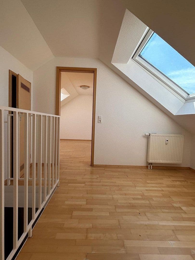 Prodej bytu 4+kk 90 m², Clara-Schumann-Straße 34, Schwieberdingen, Bádensko-Württembersko Prodej bytu 4+kk 90 m², Clara-Schumann-Straße 34, Schwieberdingen, Bádensko-Württembersko