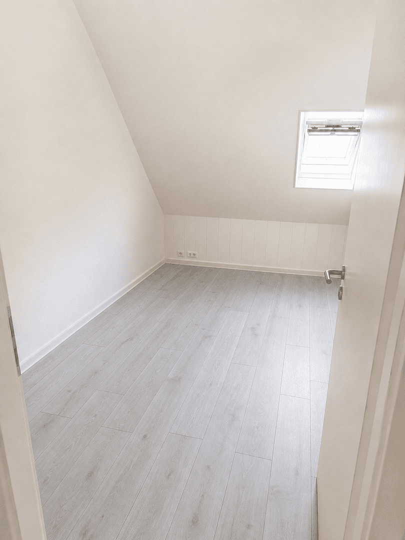 Pronájem bytu 4+1 98 m², Peter-Siemeister-Straße, Neuwied, Porýní-Falc Pronájem bytu 4+1 98 m², Peter-Siemeister-Straße, Neuwied, Porýní-Falc