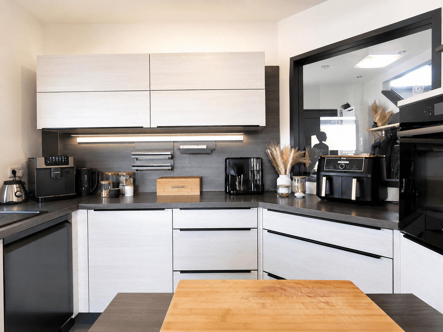 Prodej domu 193 m², pozemek 563 m², Raphaelstraße 1a, Dentlein am Forst, Bavorsko Prodej domu 193 m², pozemek 563 m², Raphaelstraße 1a, Dentlein am Forst, Bavorsko