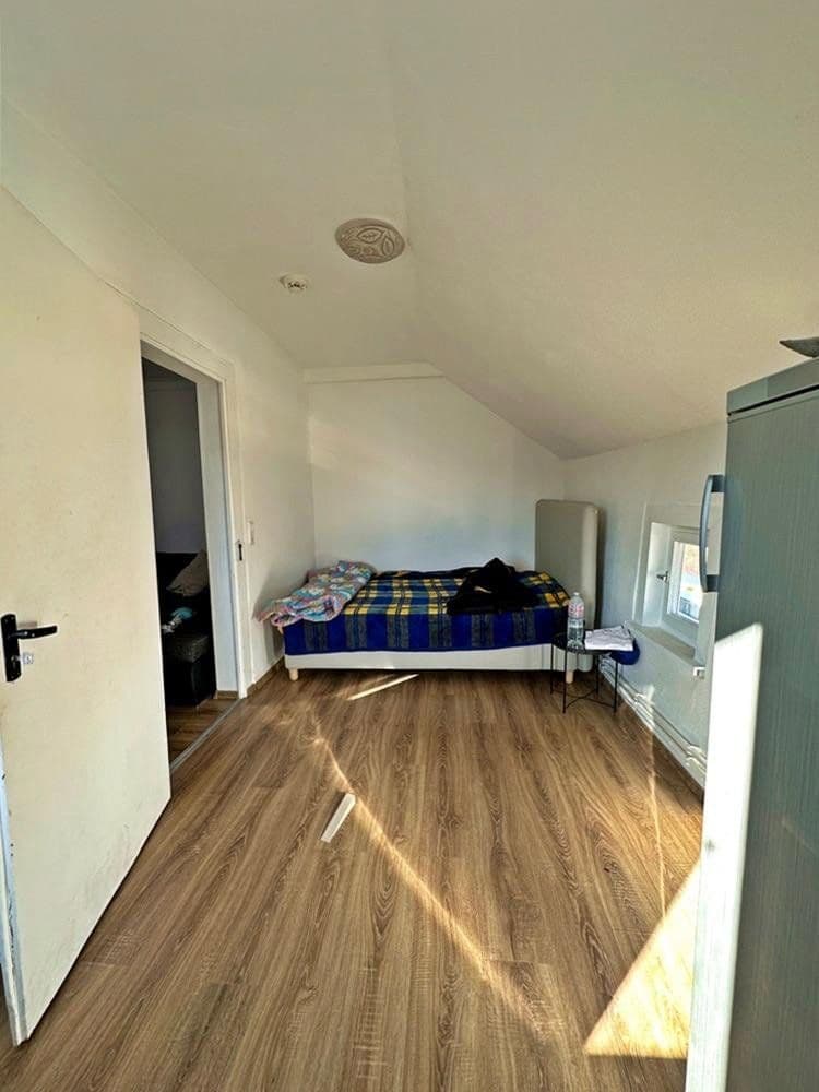 Pronájem bytu 5+kk 122 m², Bahnhofstraße 14, Dußlingen, Bádensko-Württembersko Pronájem bytu 5+kk 122 m², Bahnhofstraße 14, Dußlingen, Bádensko-Württembersko