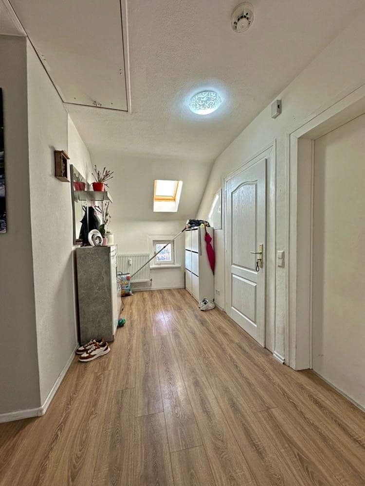 Pronájem bytu 5+kk 122 m², Bahnhofstraße 14, Dußlingen, Bádensko-Württembersko Pronájem bytu 5+kk 122 m², Bahnhofstraße 14, Dußlingen, Bádensko-Württembersko