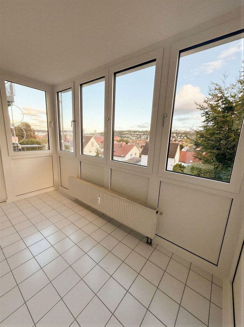 Pronájem bytu 2+1 60 m², Stuttgart, Bádensko-Württembersko Pronájem bytu 2+1 60 m², Stuttgart, Bádensko-Württembersko